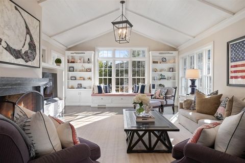 Tiny photo for Winnetka, IL 60093 (MLS # 12525471)