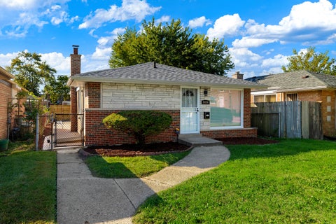 Photo of 9426 S Peoria Street, Chicago, IL 60620 (MLS # 12766029)