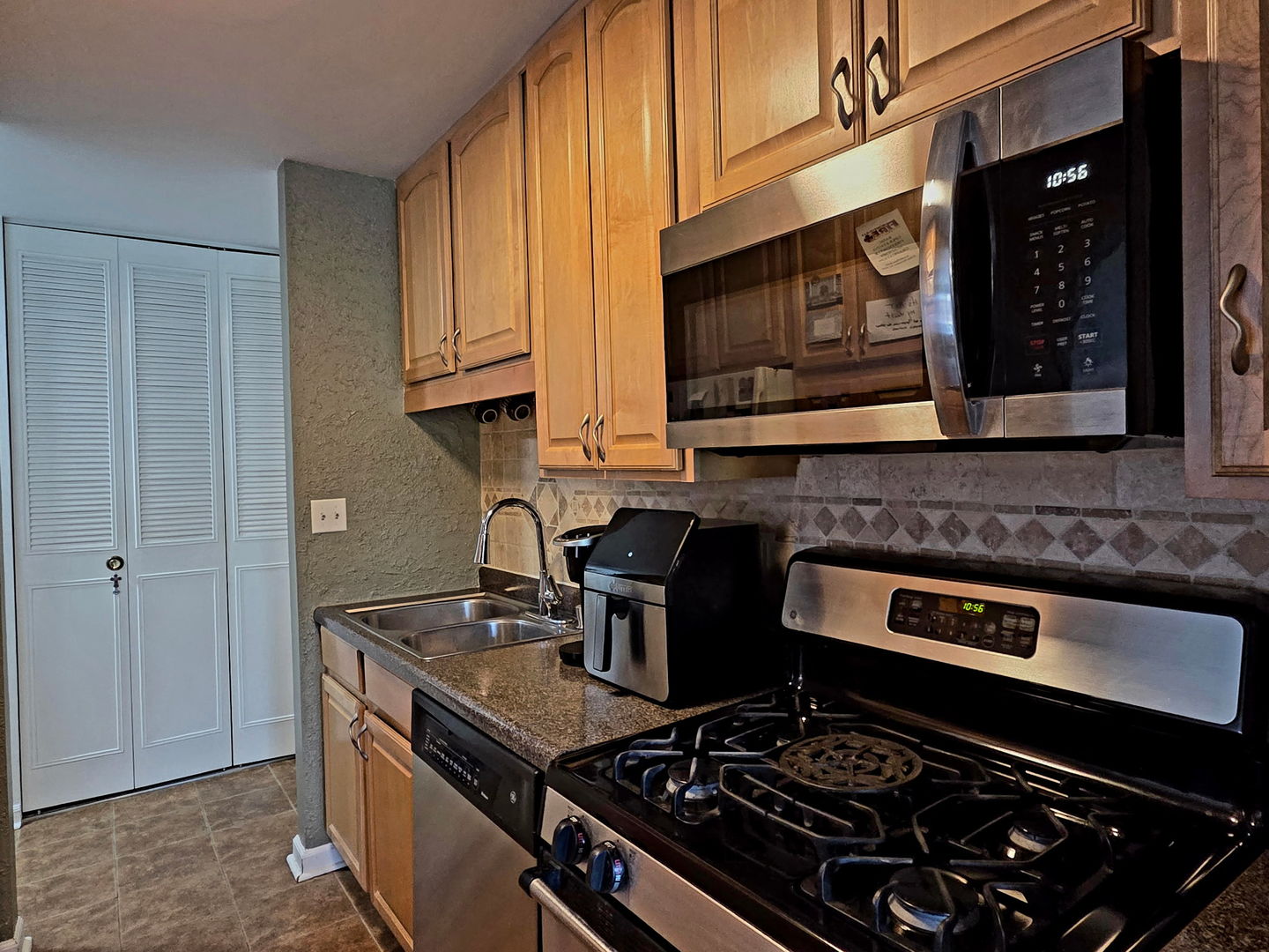 1217 S Old Wilke Road 201