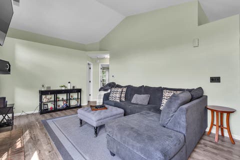 Tiny photo for 1117 KINGSTON Court #1117, Glendale Heights, IL 60139 (MLS # 12714292)