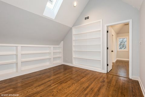 Tiny photo for 261 N Evergreen Avenue, Elmhurst, IL 60126 (MLS # 12398549)