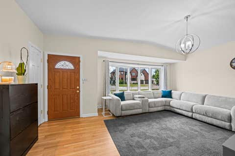 Tiny photo for 7822 W Carmen Avenue, Norridge, IL 60706 (MLS # 12662276)