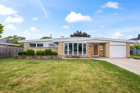 Photo of 7822 W Carmen Avenue, Norridge, IL 60706 (MLS # 12662276)