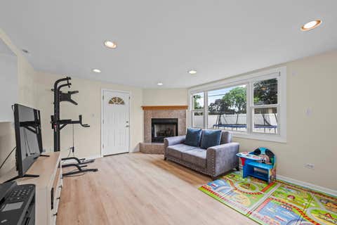 Tiny photo for 7822 W Carmen Avenue, Norridge, IL 60706 (MLS # 12662276)