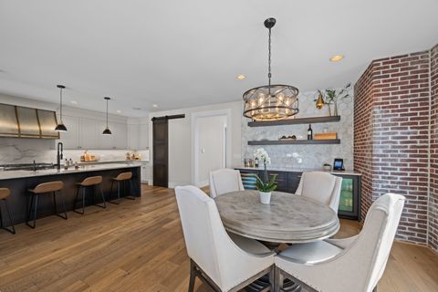 Tiny photo for 216 S Evergreen Avenue, Arlington Heights, IL 60005 (MLS # 12589872)