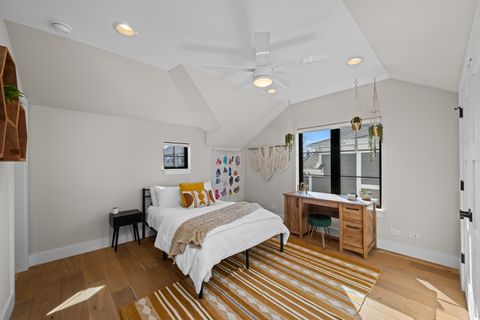 Tiny photo for 216 S Evergreen Avenue, Arlington Heights, IL 60005 (MLS # 12589872)