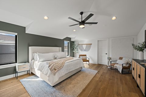 Tiny photo for 216 S Evergreen Avenue, Arlington Heights, IL 60005 (MLS # 12589872)