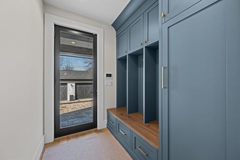 Tiny photo for 216 S Evergreen Avenue, Arlington Heights, IL 60005 (MLS # 12589872)