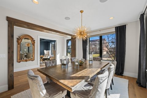 Tiny photo for 216 S Evergreen Avenue, Arlington Heights, IL 60005 (MLS # 12589872)