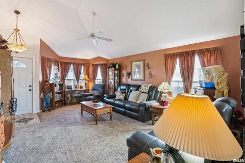 Tiny photo for 3524 34TH Street, Moline, IL 61265 (MLS # QC4269713)