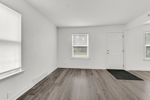Tiny photo for 256 E 140th Place, Dolton, IL 60419 (MLS # 12772346)