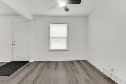 Tiny photo for 256 E 140th Place, Dolton, IL 60419 (MLS # 12772346)