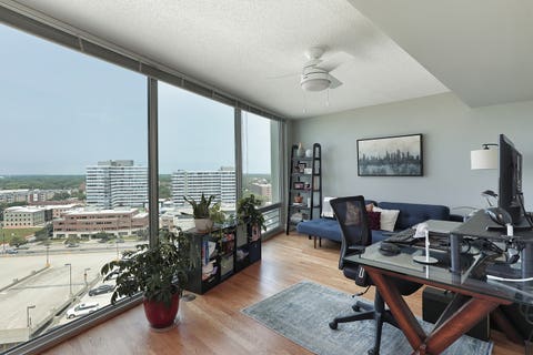 Tiny photo for 1720 Maple Avenue #1620, Evanston, IL 60201 (MLS # 12721136)