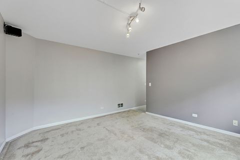 Tiny photo for 42 Cherbourg Court, Wheeling, IL 60090 (MLS # 12510248)