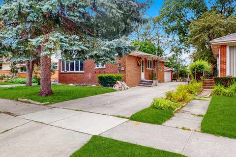 Photo of 5539 THEOBALD Road, Morton Grove, IL 60053 (MLS # 12698726)