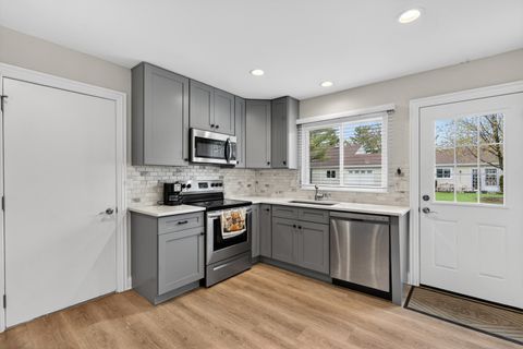 Tiny photo for 7225 Oxford Circle, Fox Lake, IL 60020 (MLS # 12613759)