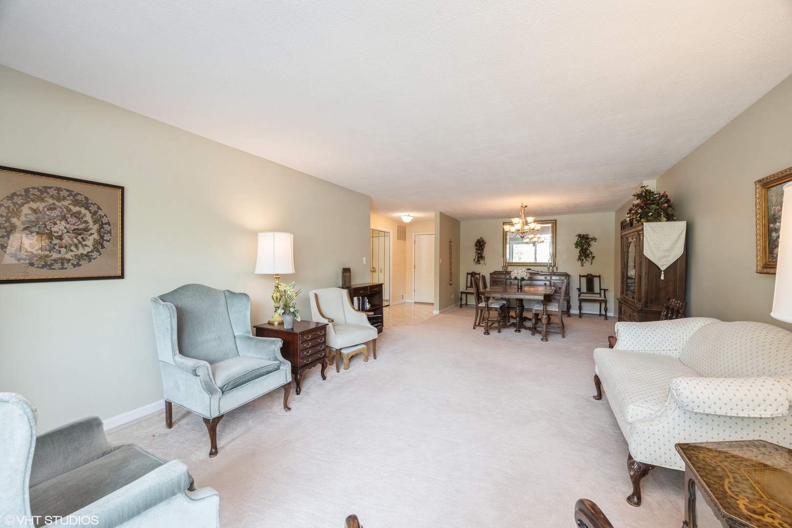 601 Lake Hinsdale Drive 104