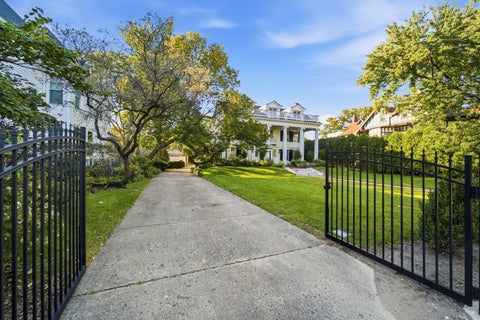 Tiny photo for 1616 Forest Place, Evanston, IL 60201 (MLS # 12787566)