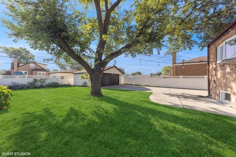 A home in Oak Lawn