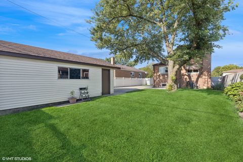 A home in Oak Lawn