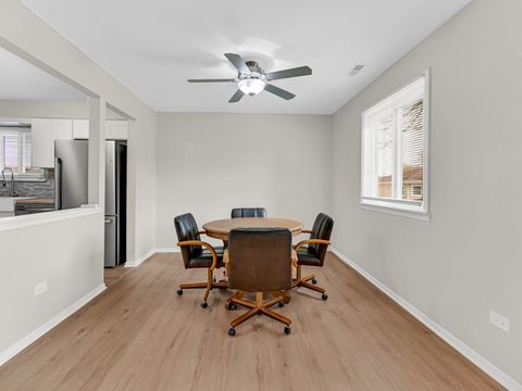 Tiny photo for 5100 W 122nd Street #2B, Alsip, IL 60803 (MLS # 12634611)