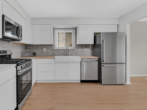 Tiny photo for 5100 W 122nd Street #2B, Alsip, IL 60803 (MLS # 12634611)