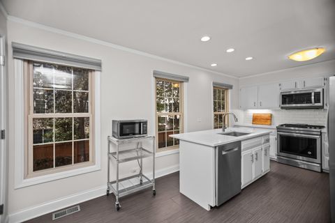Tiny photo for 15 Landmark St, Northfield, IL 60093 (MLS # 12486402)
