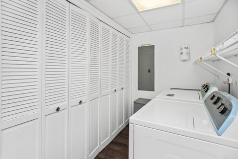 Tiny photo for 15 Landmark St, Northfield, IL 60093 (MLS # 12486402)