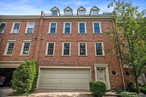 Photo of 15 Landmark St, Northfield, IL 60093 (MLS # 12486402)