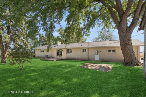 A home in Marengo