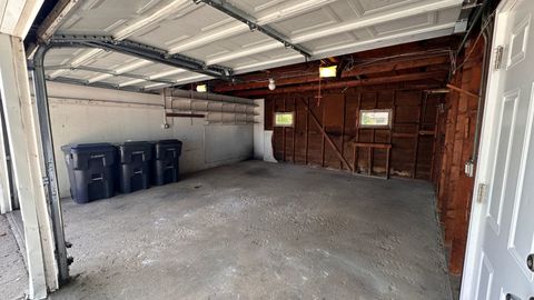 Tiny photo for 15519 Gouwens Lane, South Holland, IL 60473 (MLS # 12491530)