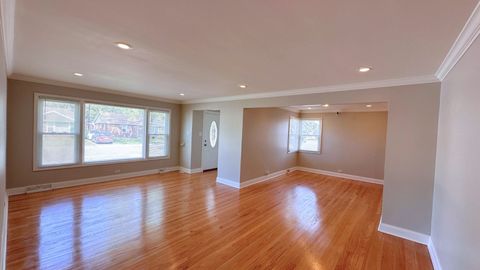 Tiny photo for 15519 Gouwens Lane, South Holland, IL 60473 (MLS # 12491530)