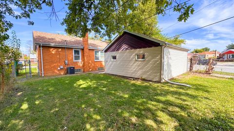 Tiny photo for 15519 Gouwens Lane, South Holland, IL 60473 (MLS # 12491530)