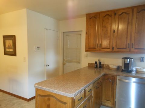 Tiny photo for 1616 Heiden Avenue, Crest Hill, IL 60403 (MLS # 12515104)