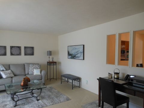 Tiny photo for 1616 Heiden Avenue, Crest Hill, IL 60403 (MLS # 12515104)