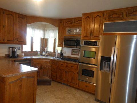 Tiny photo for 1616 Heiden Avenue, Crest Hill, IL 60403 (MLS # 12515104)