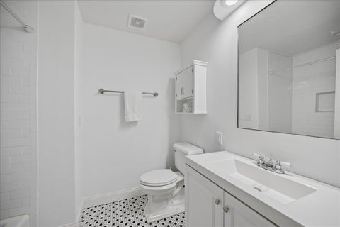 Tiny photo for 257 Latrobe Avenue, Northfield, IL 60093 (MLS # 12709173)