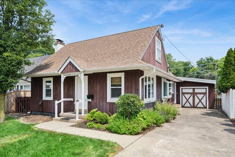 Photo of 257 Latrobe Avenue, Northfield, IL 60093 (MLS # 12709173)