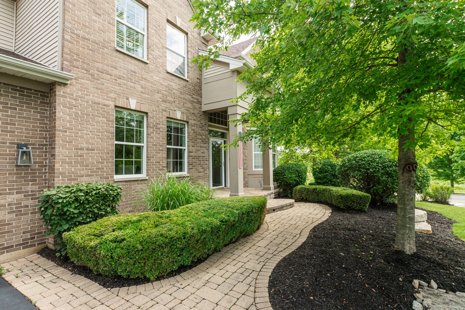 2284 Clearbrook Court