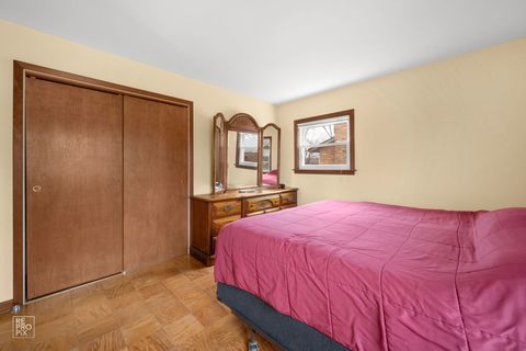 Tiny photo for 678 Middlebury Lane, Elk Grove Village, IL 60007 (MLS # 12581796)