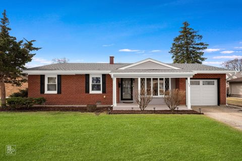 678 Middlebury Lane Elk Grove Village IL 60007