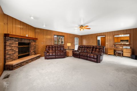 Tiny photo for 678 Middlebury Lane, Elk Grove Village, IL 60007 (MLS # 12581796)