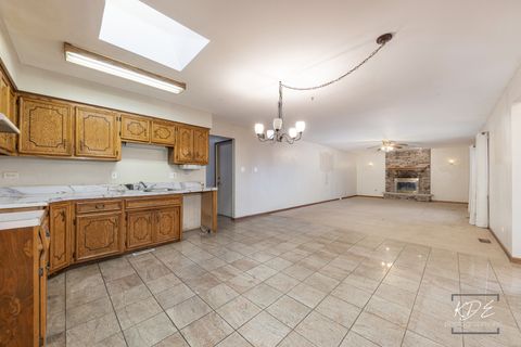 Tiny photo for 17027 Judy Court, Oak Forest, IL 60452 (MLS # 12515213)