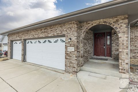 Tiny photo for 17027 Judy Court, Oak Forest, IL 60452 (MLS # 12515213)