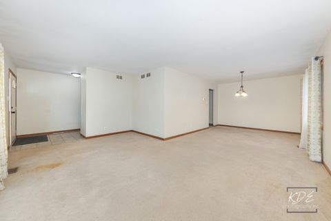 Tiny photo for 17027 Judy Court, Oak Forest, IL 60452 (MLS # 12515213)