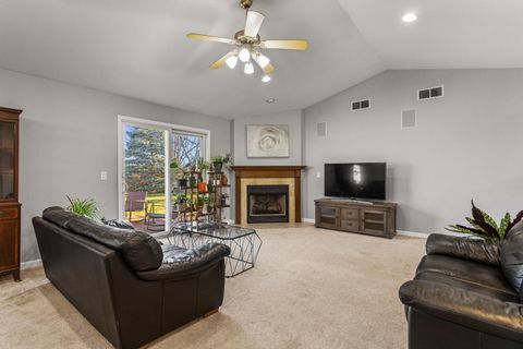 Tiny photo for 1202 Edgeview Drive, Mahomet, IL 61853 (MLS # 12589782)