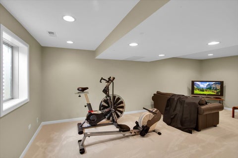 Tiny photo for 130 Lewis Court, St. Charles, IL 60174 (MLS # 12741858)