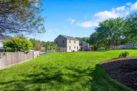 Tiny photo for 130 Lewis Court, St. Charles, IL 60174 (MLS # 12741858)