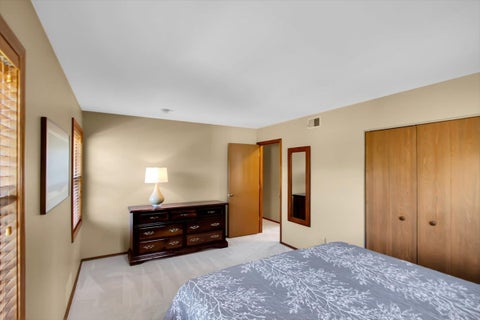 Tiny photo for 130 Lewis Court, St. Charles, IL 60174 (MLS # 12741858)