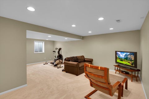 Tiny photo for 130 Lewis Court, St. Charles, IL 60174 (MLS # 12741858)